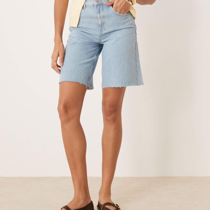 ASOS DESIGN denim dad short in lightwash blue