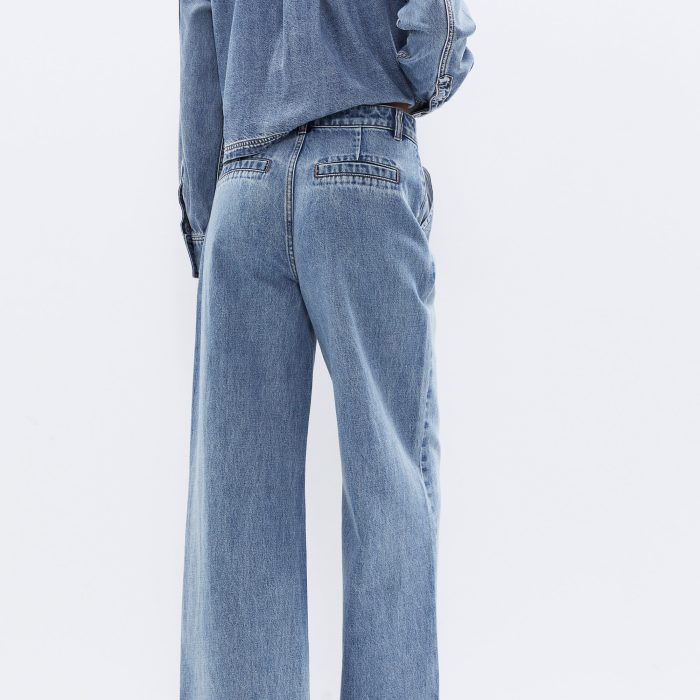 ASOS DESIGN denim crop shirt in light wash